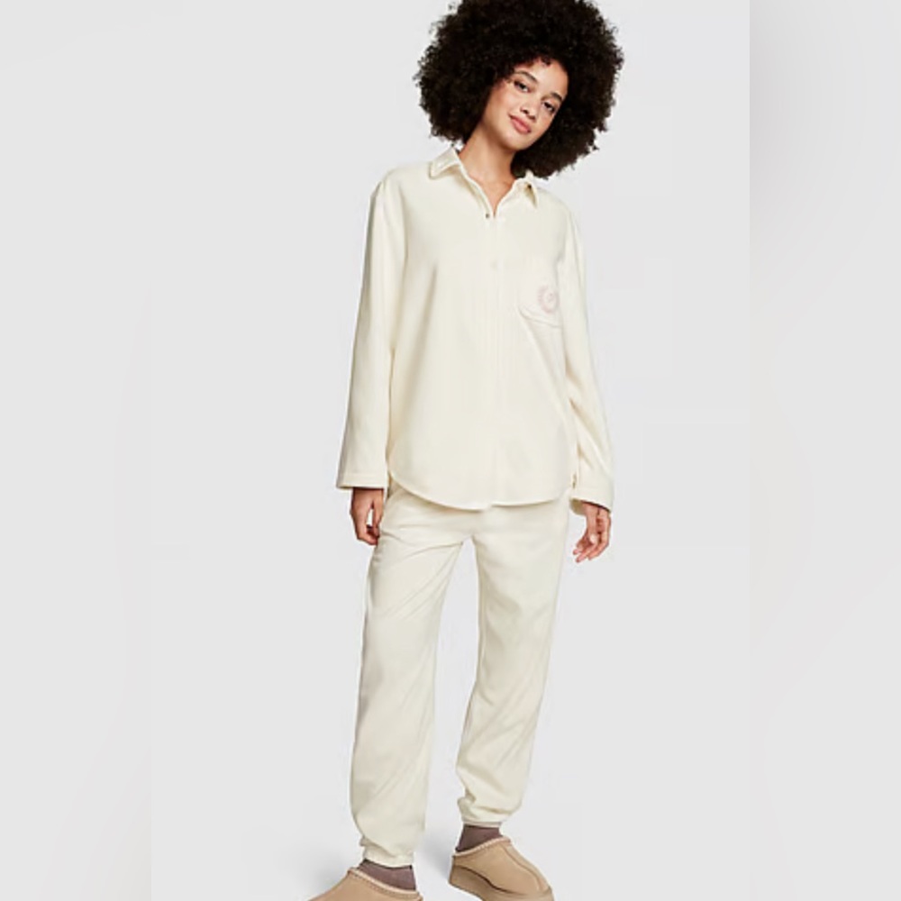 Victoria Secret/ Pink fleece pj set